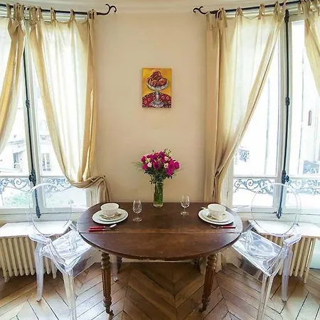 Apartment Cherche *